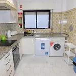 Pinhal Ocean View Apartment *